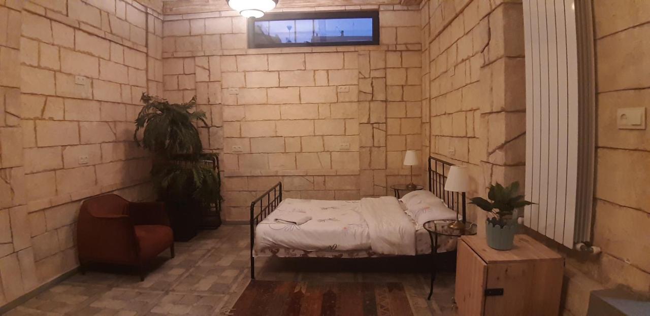 Retro Hostel & Tours Yerevan Exterior photo