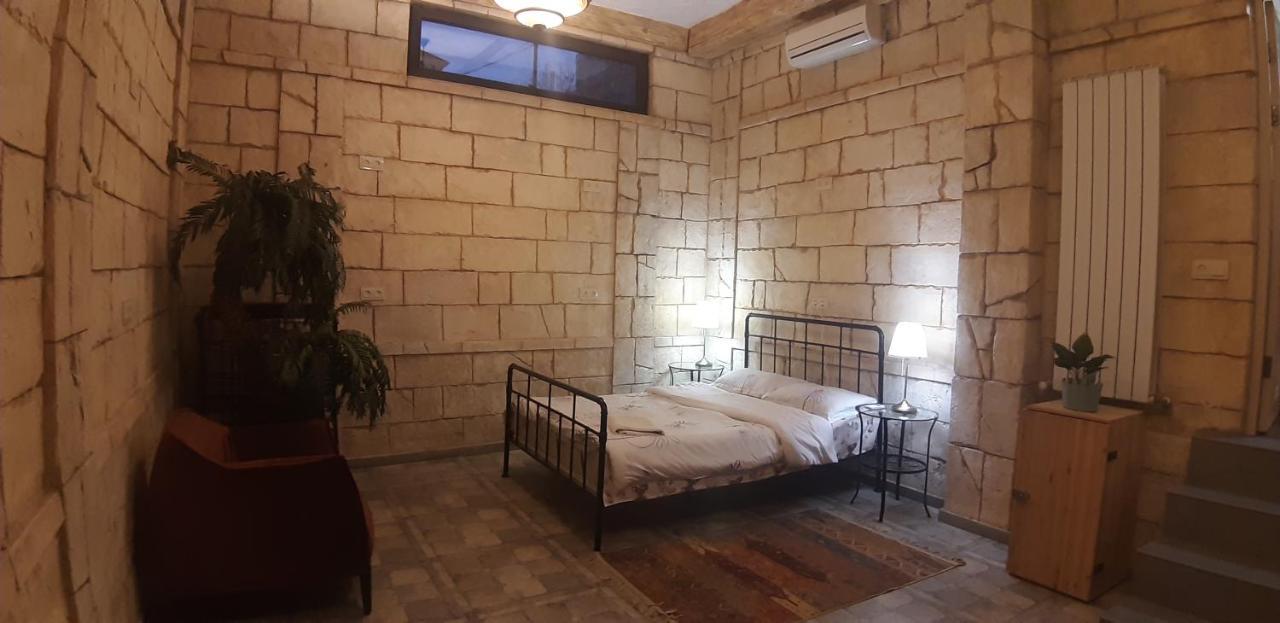 Retro Hostel & Tours Yerevan Exterior photo