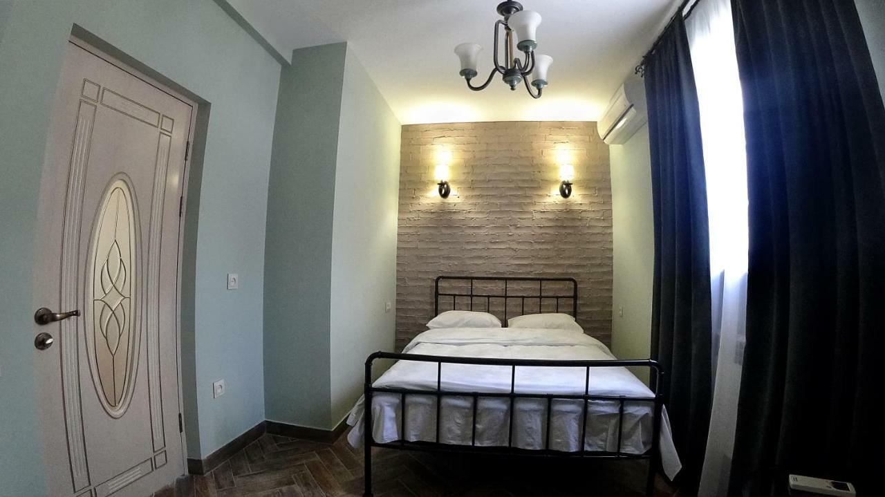Retro Hostel & Tours Yerevan Exterior photo